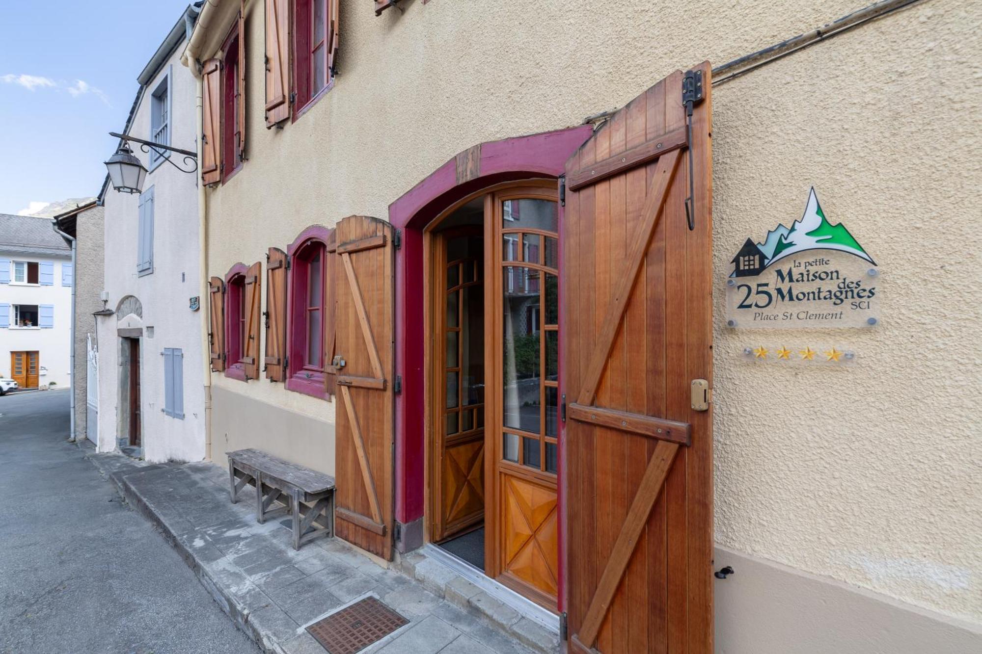 La Petite Maison Des Montagnes リュス・サン・ソヴァール エクステリア 写真