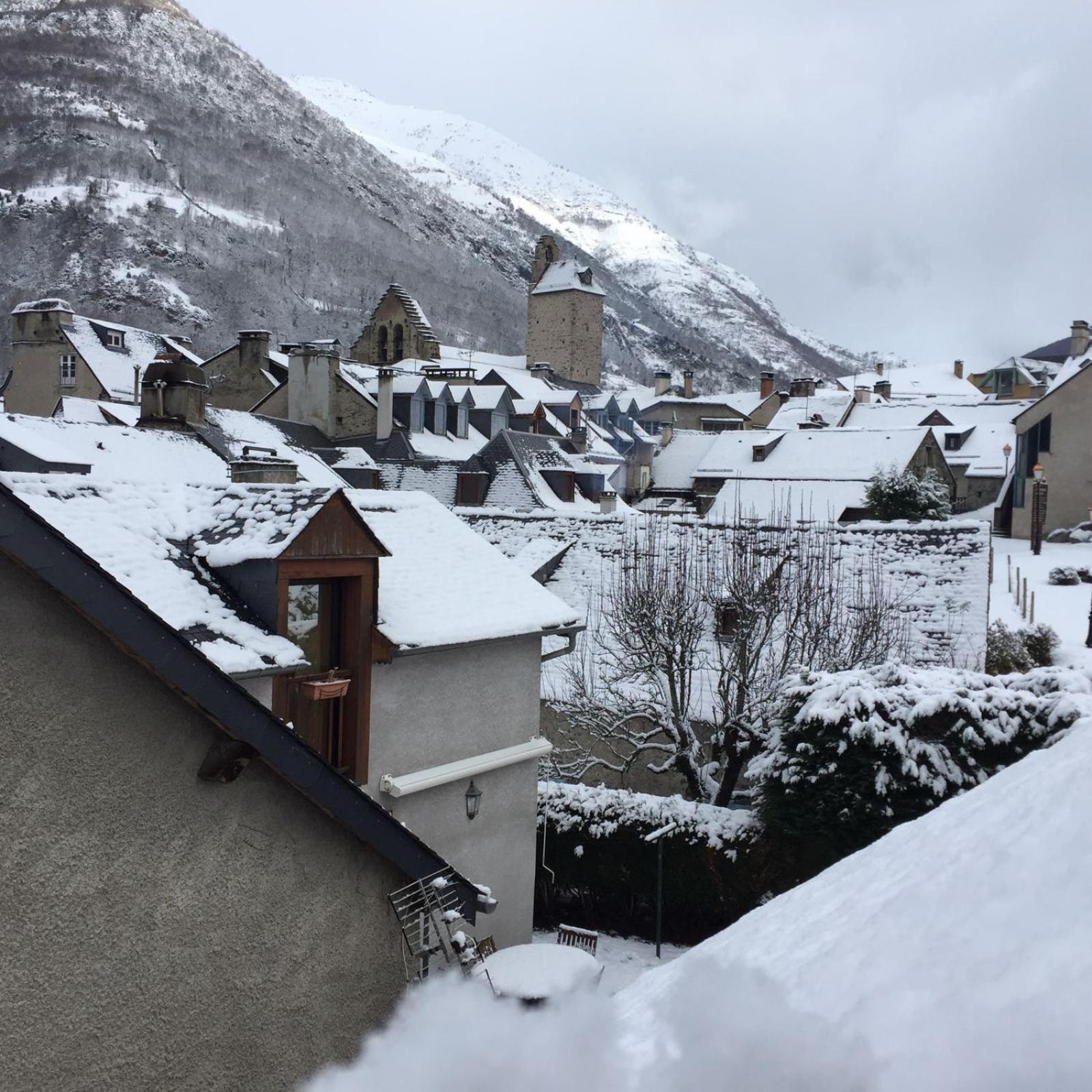 La Petite Maison Des Montagnes リュス・サン・ソヴァール エクステリア 写真